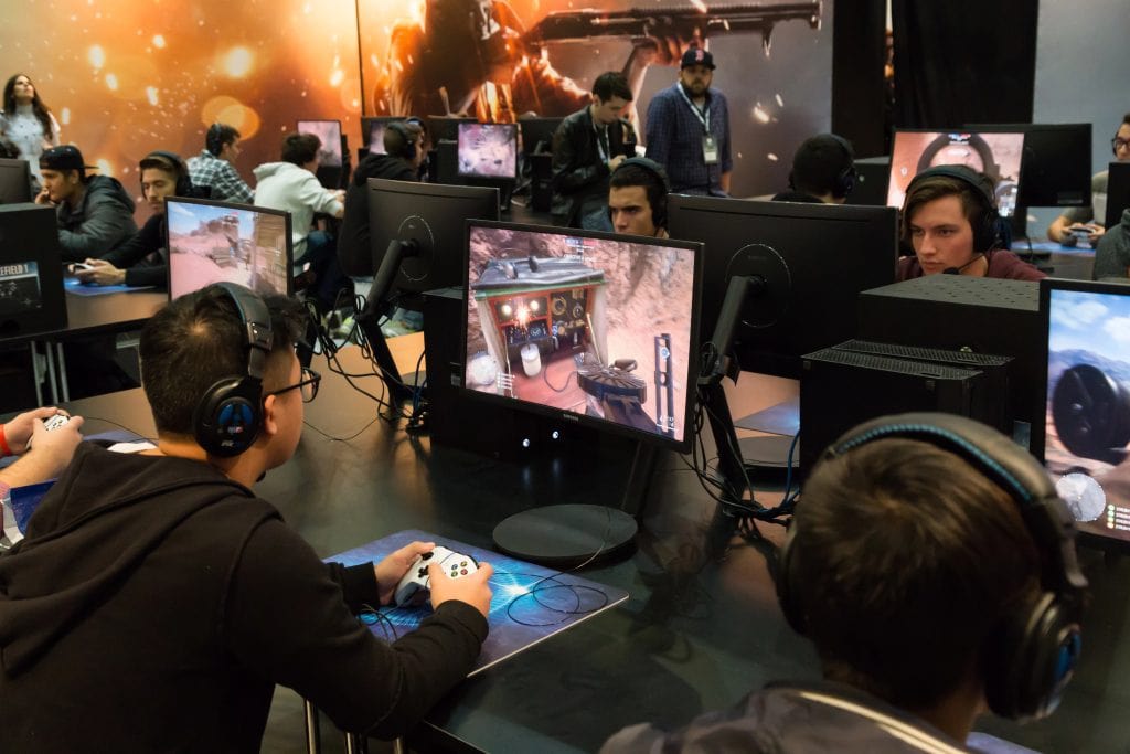 Read more about the article التكاليف الخفية لأزياء الألعاب: كيف يستعيد اللاعبون السيطرة على ميزانياتهم