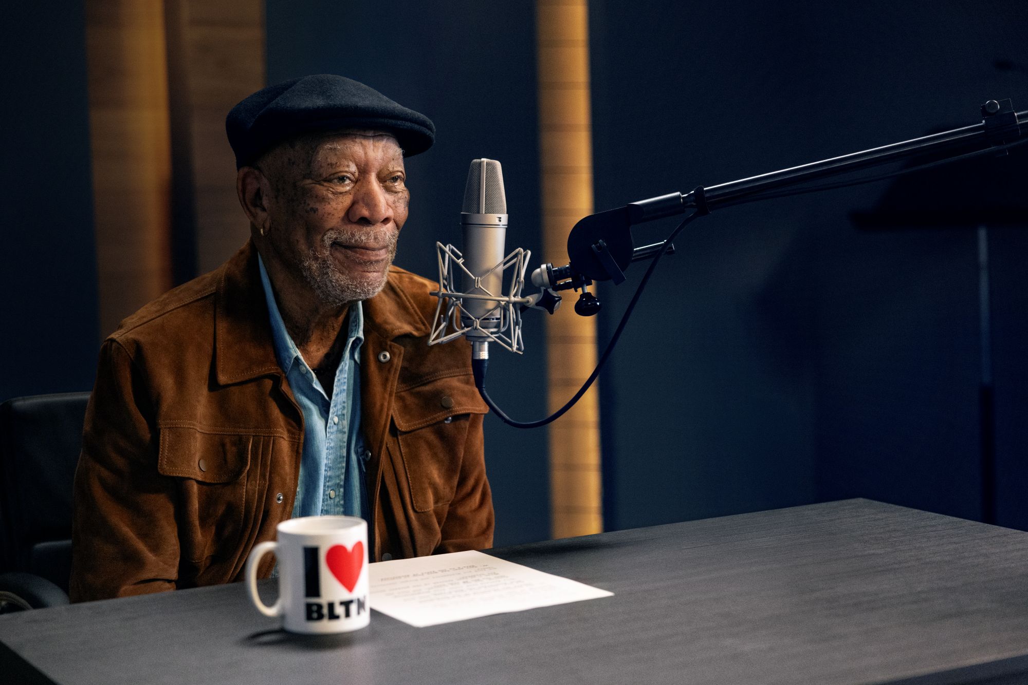 You are currently viewing مورغان فريمان وإعلان واربرتون: صوت هوليوود وراء أكبر حملة خبز بريطانية