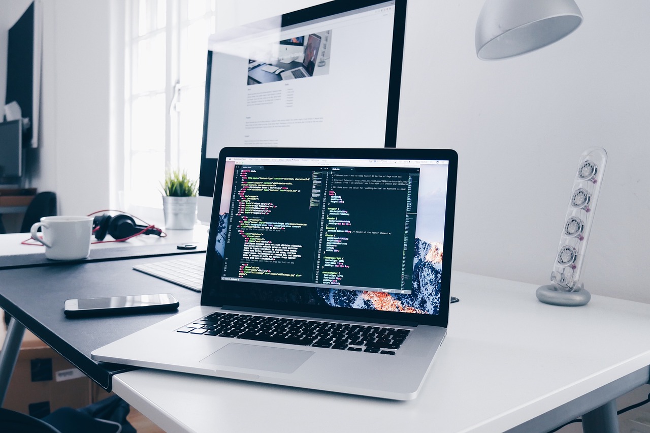 You are currently viewing How to Work From Home + 50 Great WFH Jobs to Get Started