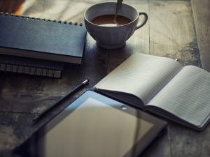 Read more about the article Write Better Blog Posts: 17 Examples and 10 Templates