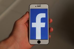 Read more about the article Snapchat Statistics 2026: Users, Revenue, and Ads Data