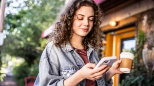 Read more about the article Bumble tackles dating app anxiety with new video advice show