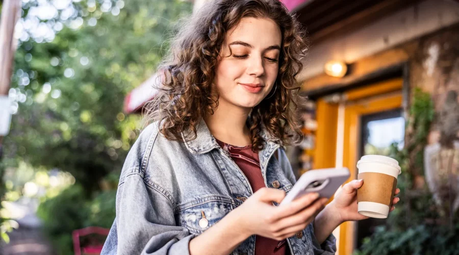 Bumble tackles dating app anxiety with new video advice show