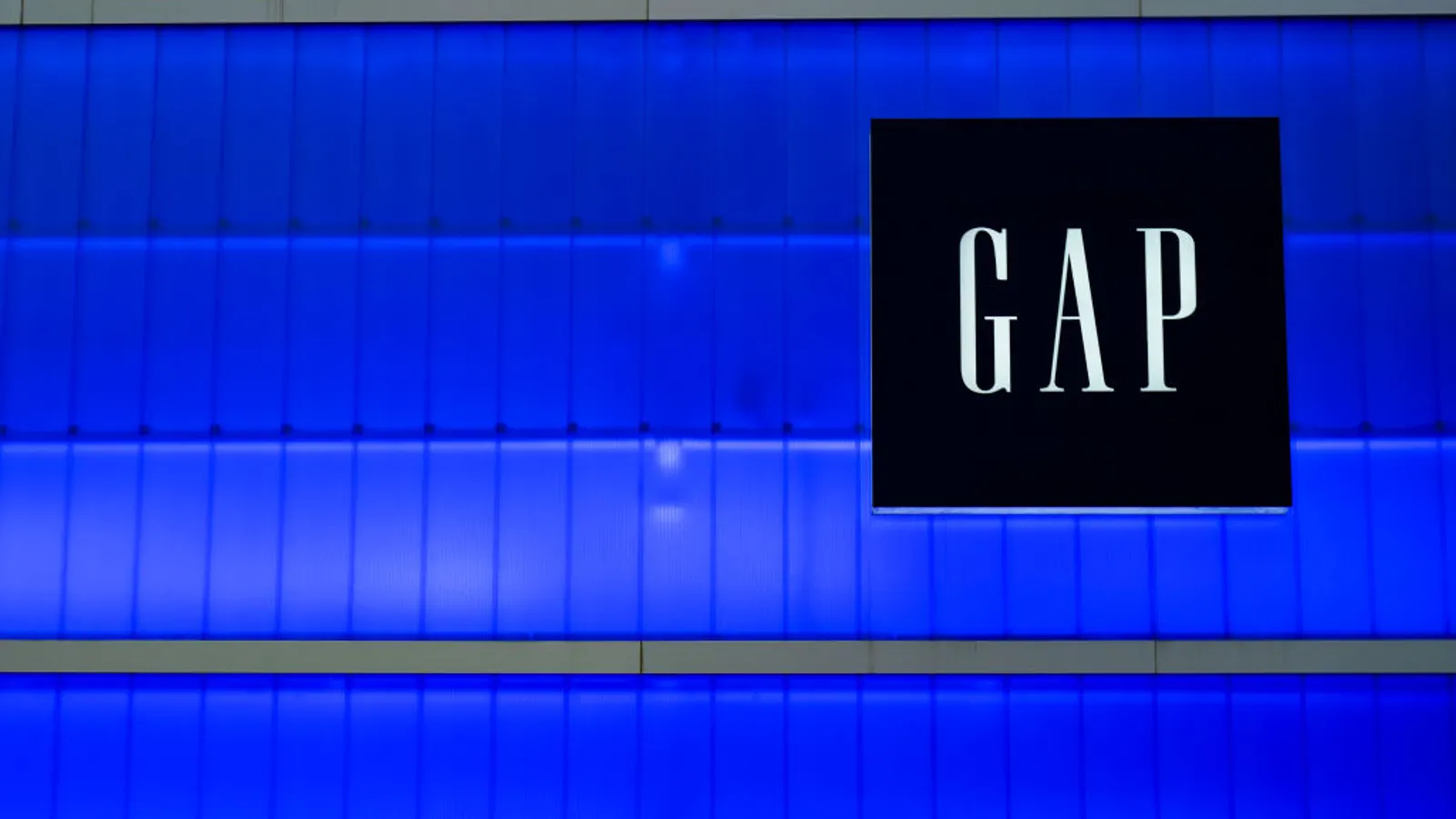 You are currently viewing Gap Deploys AI Across Brand Marketing Channels