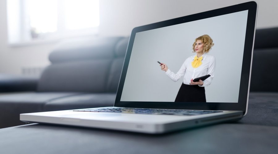 How to Host a Webinar to Grow Your Email List in 2026