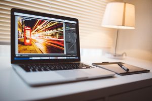 Read more about the article AI Workflow: How I Edit Podcasts Using Smart Clips